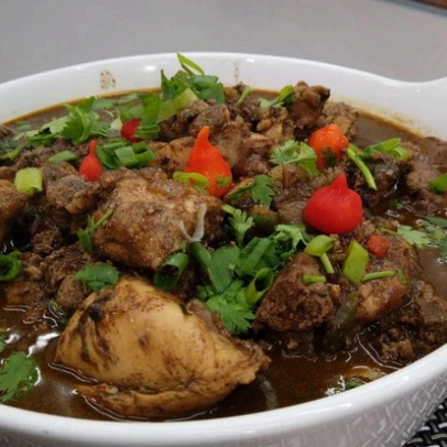 Cabidela de frango temperada